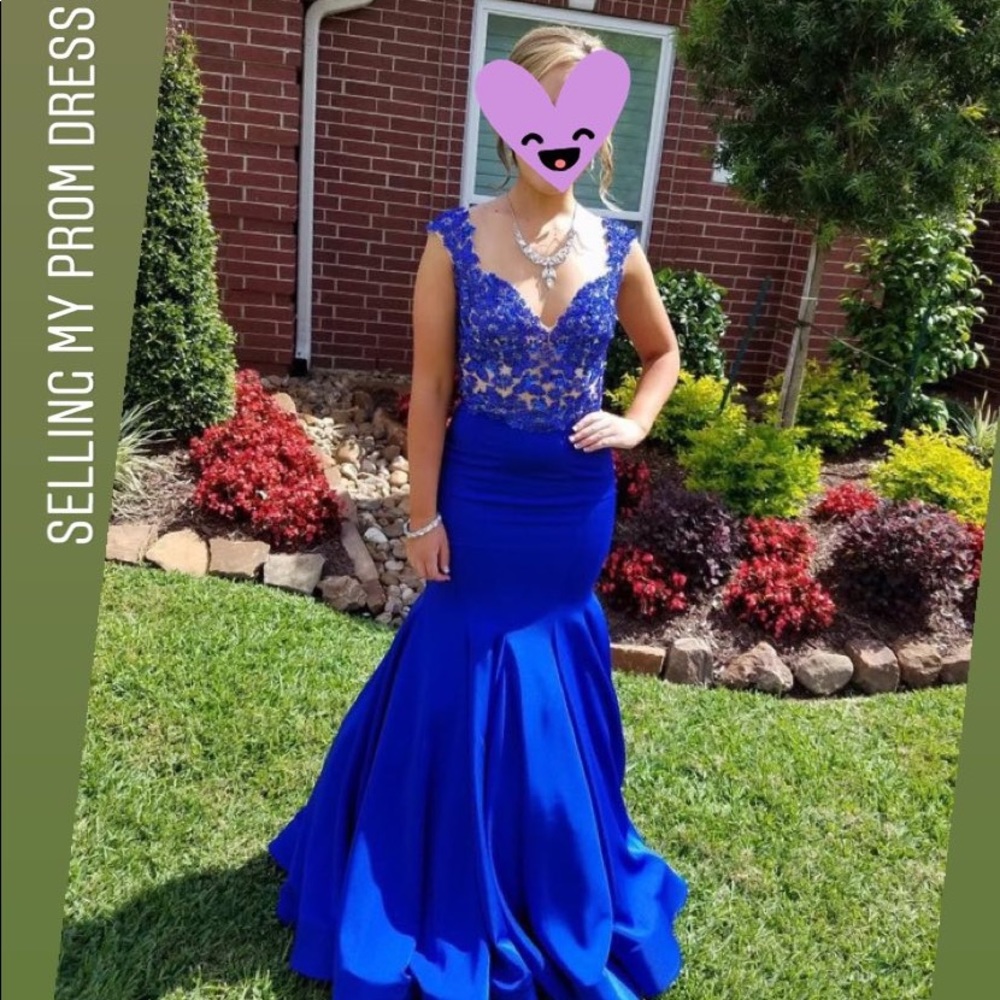 Prom Dress - Picture 2 of 4